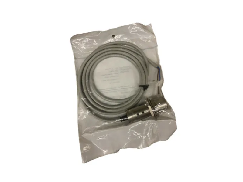 ALLEN BRADLEY 871TM-B15N30-A2 Proximity Switch