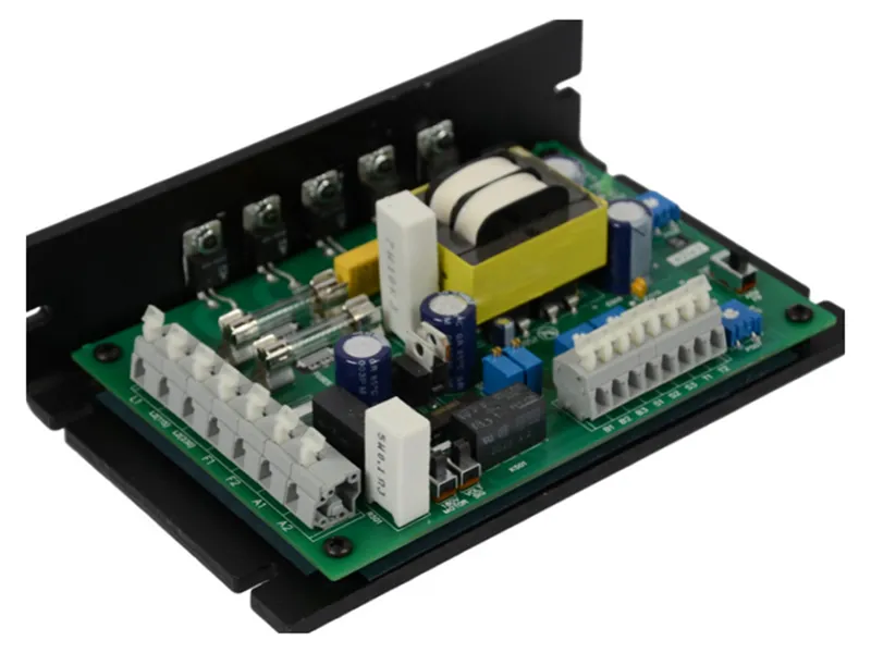 Azionamento MM311U di MINARIK DRIVES