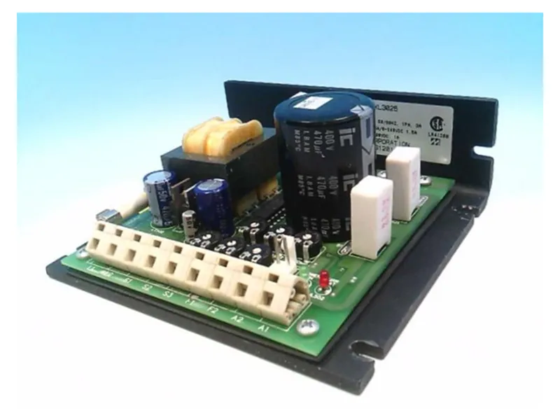 Azionamento XL3025 di MINARIK DRIVES