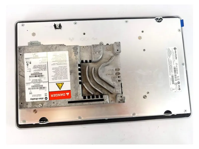 Giao diện vận hành ALLEN BRADLEY 2711P-B10C4A8