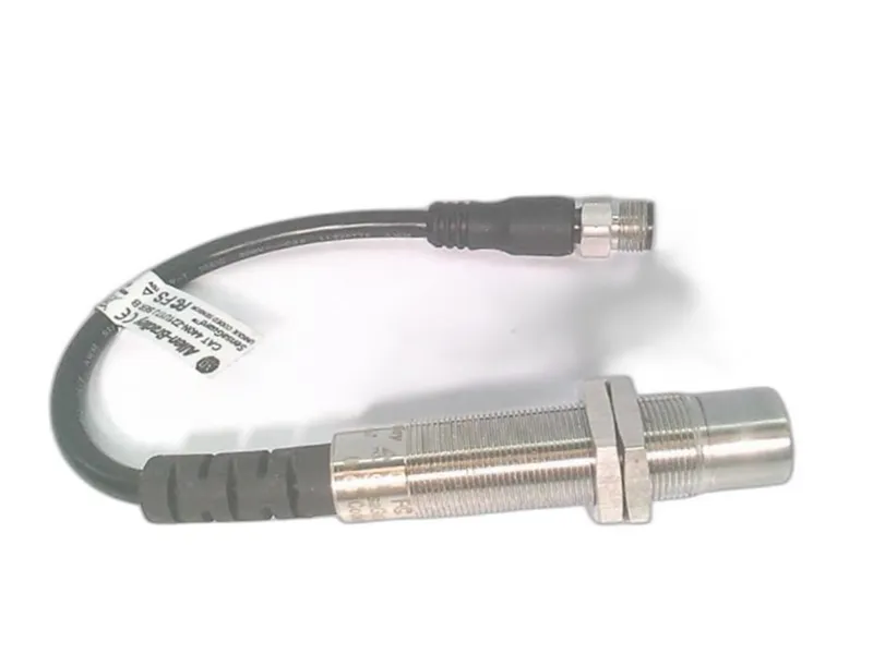 ALLEN BRADLEY 440N-Z21U17J控制模組