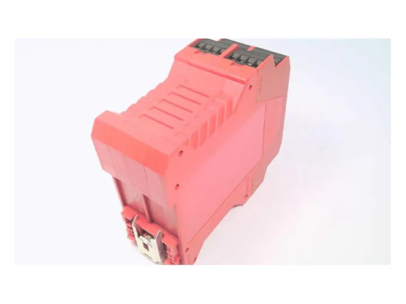Przekaźnik bezpieczeństwa ALLEN BRADLEY 440R-C23205
