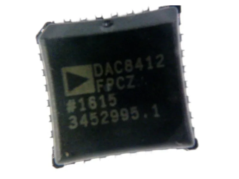 Circuito integrato di acquisizione/conversione dati DAC8412FPCZ di ANALOG DEVICES