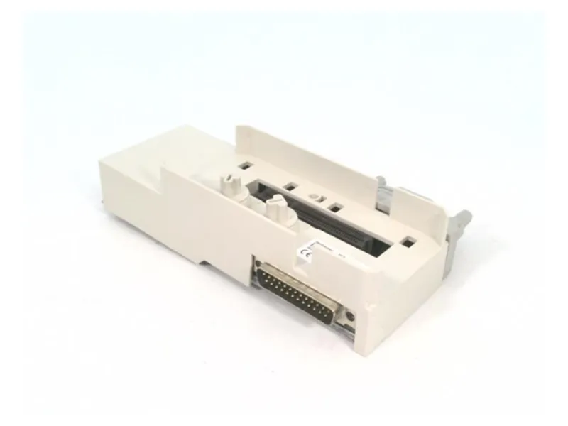 Mô-đun/Thiết bị PLC ABB ASEA BROWN BOVERI 3BSE018138R1