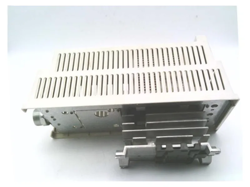 ABB ACS141-1K6-1-U驅動器