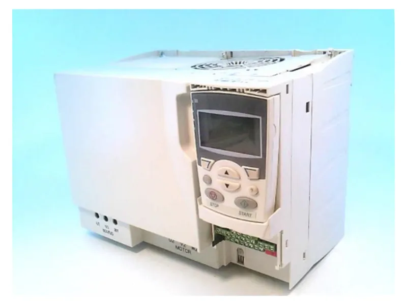 ABB ACS310-03U-41A8-4 驅動器