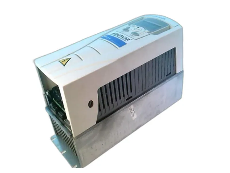 ABB ASEA BROWN BOVERI ACS550-U1-06A9-4驅動器