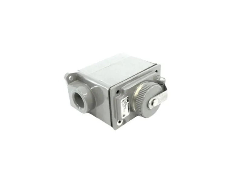 3777 Phích cắm/Ổ cắm của RUSSELLSTOLL