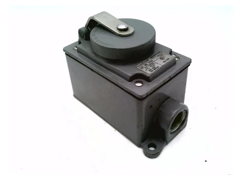 3754 Phích cắm/Ổ cắm của RUSSELLSTOLL