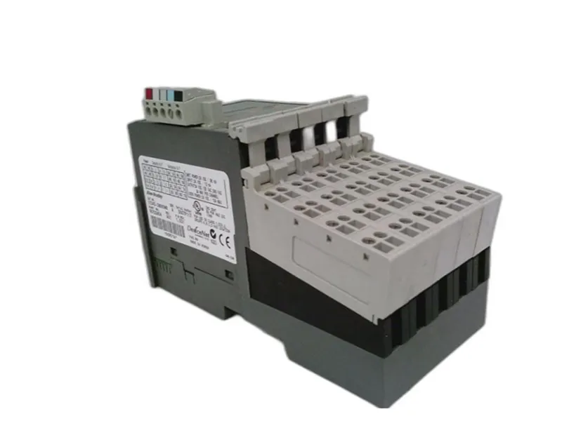 ALLEN BRADLEY 1734D-IB8XOW8 PLC模組/機架