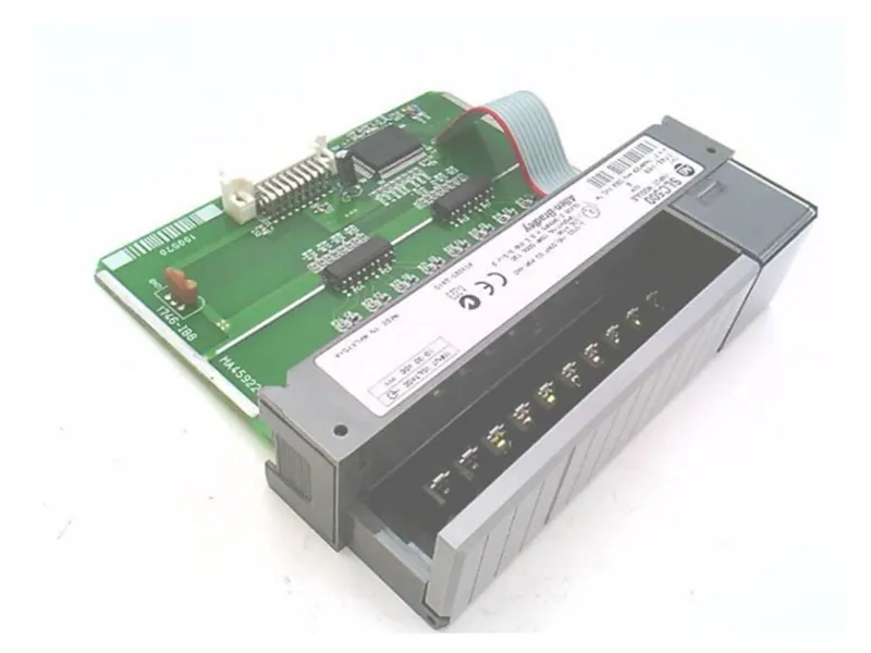 ALLEN BRADLEY 1746-IB8 PLC模組/機架
