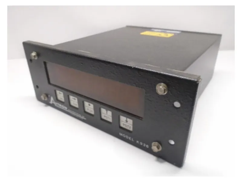 AVTRON K936時間/計數累加器