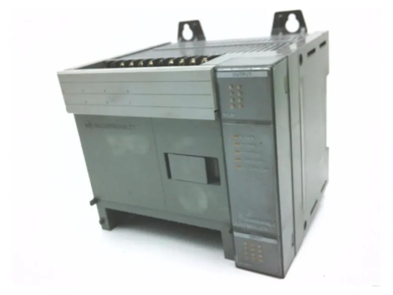 ALLEN BRADLEY 1747-L20F PLC Module/Rack