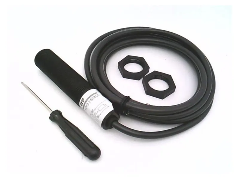 BALLUFF BCSM18KM3-PSC80G-BV02 接近開關