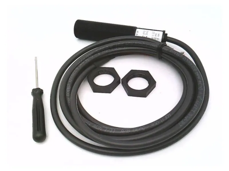 BALLUFF BCSM18KM3-PSC80G-BV02 接近開關