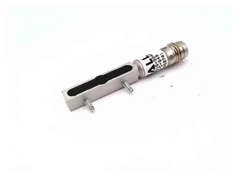 BALLUFF BES 516-3040-I02-C-S49 光電感測器