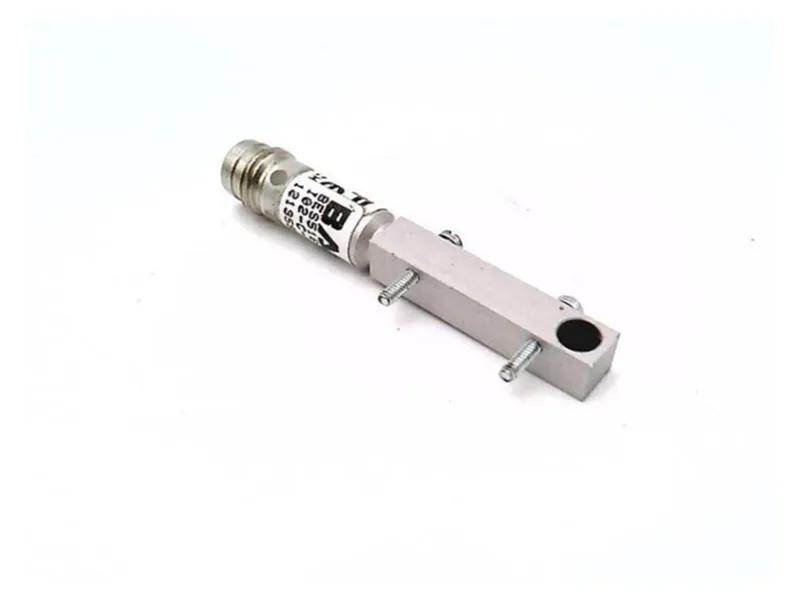 BALLUFF BES 516-3040-I02-C-S49 光電感測器