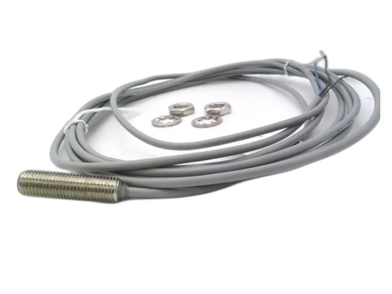 BALLUFF BES 516-324-E4-C-03 接近開關