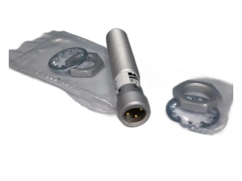 Công tắc tiệm cận BALLUFF BES 516-325-S4-CW