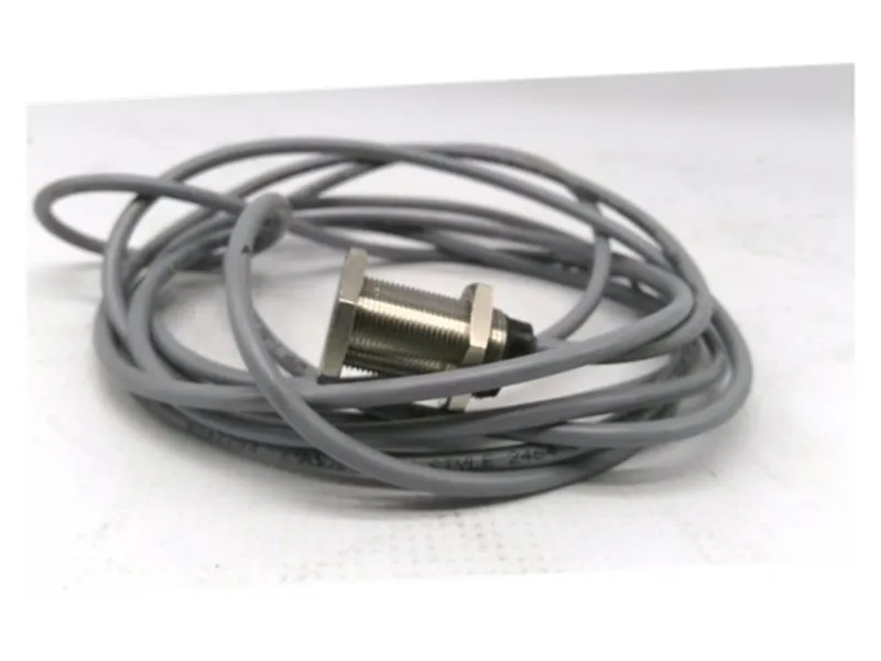 BALLUFF BES 516-326-E4-C-03 接近開關