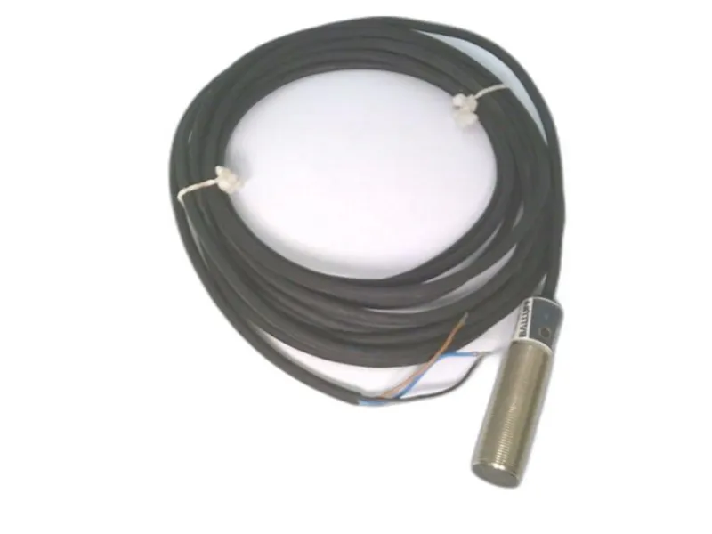 BALLUFF BES 516-355-BO-C-PU-05 光電感測器