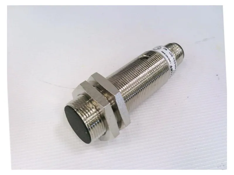 BALLUFF BES 516-420-E5-L-S21 接近開關