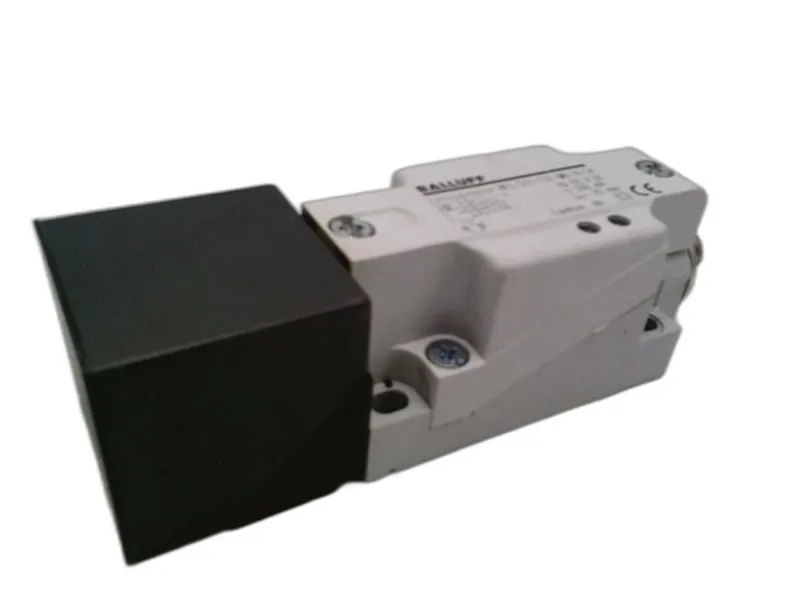 BALLUFF BES 517-132-M6-H-S4 接近開關