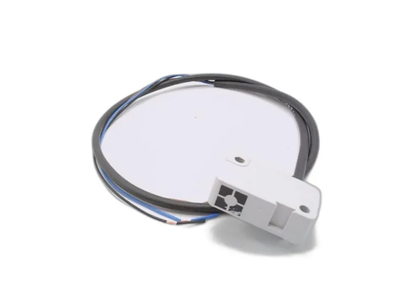 BALLUFF BES 517-398-NO-C-PU-03 光電感測器