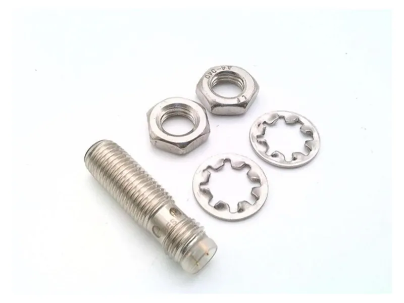 Cảm biến cảm ứng BALLUFF BES M08EC-POC15B-S49G