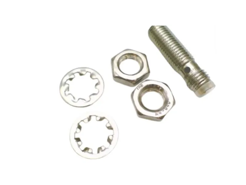 Công tắc tiệm cận BALLUFF BES M08EC-PSC15B-S49G