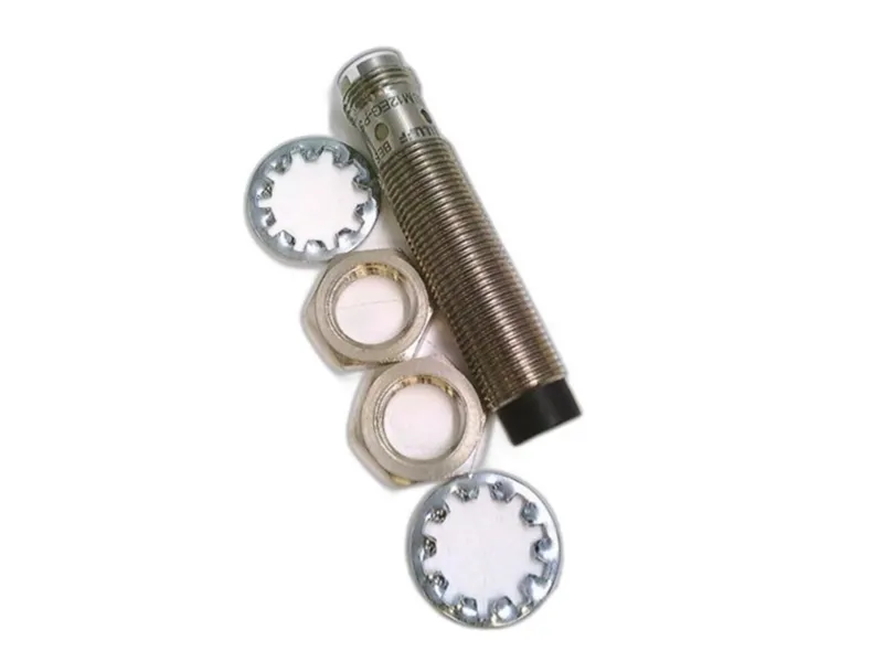 Công tắc tiệm cận BALLUFF BES M12EG-PSC80F-S04G