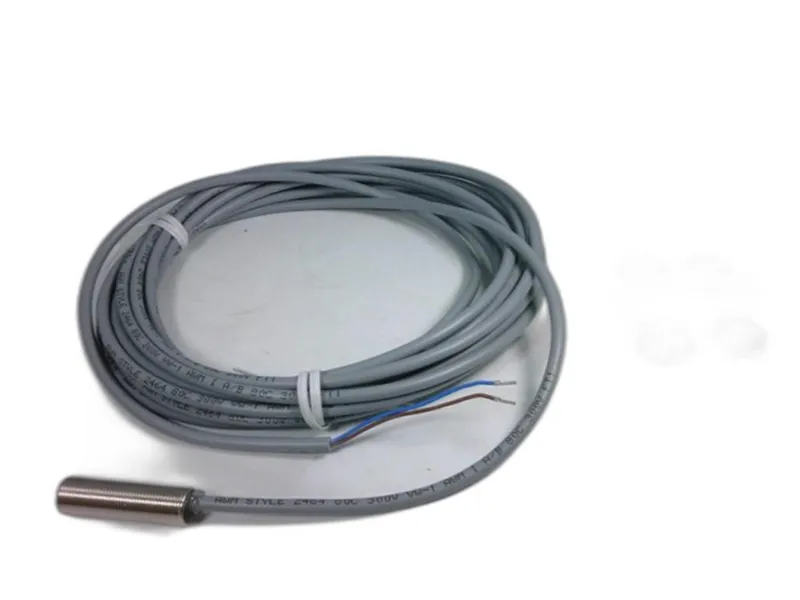 BALLUFF BES M12MG-GSC30B-BV05電感式傳感器