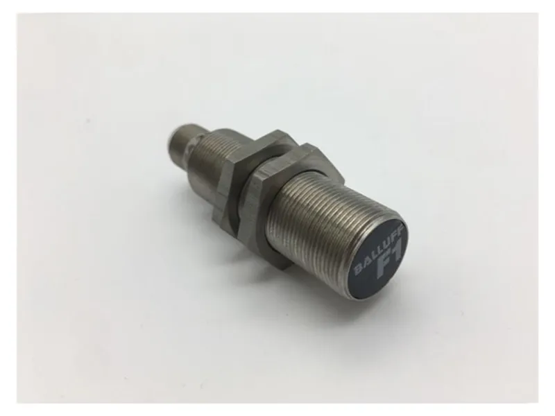 BALLUFF BES M18EL-PSH50A-S04G 光電感測器