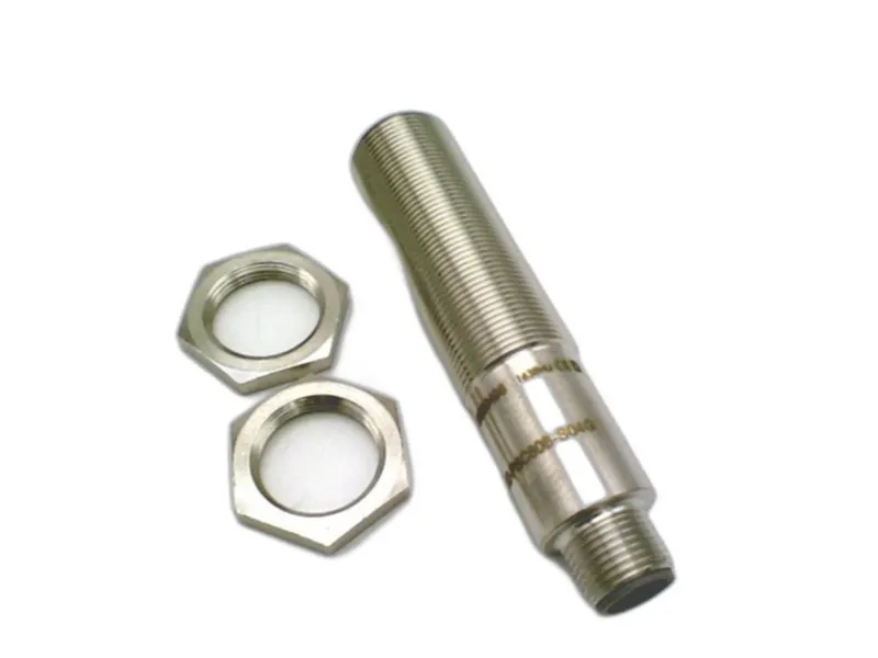 BALLUFF BES M18MI2-PSC80B-S04G 光電感測器