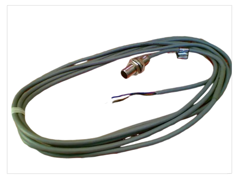 BALLUFF BES-516-329-E3R-03 接近開關