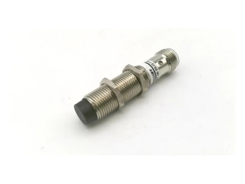 BALLUFF BES-516-356-E5-Y-S4 接近開關