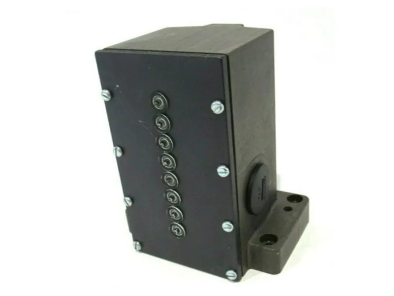 BALLUFF BES-516-B8-PA-12-602-11 接近開關