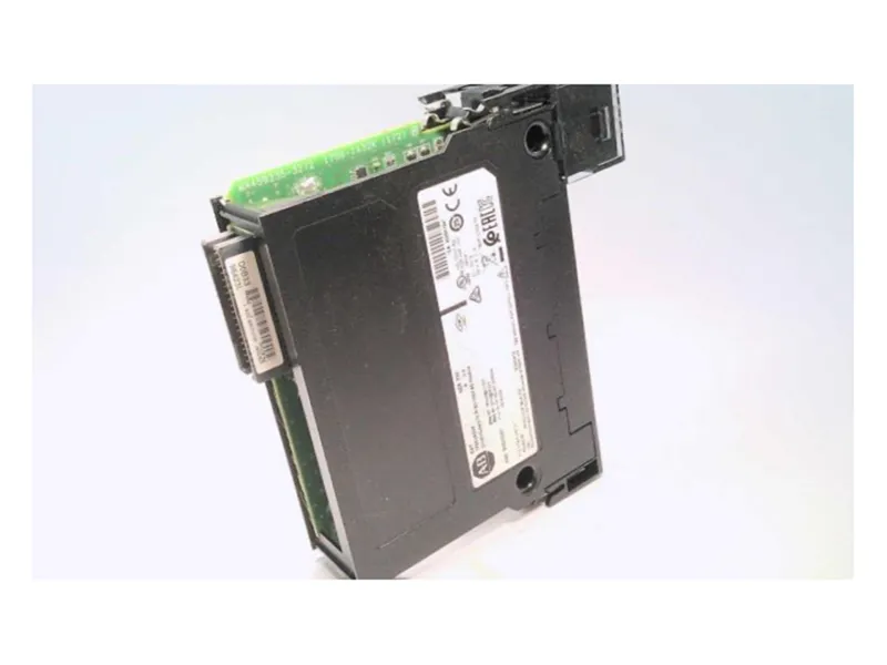 ALLEN BRADLEY 1756-IA32K PLC模組/機架