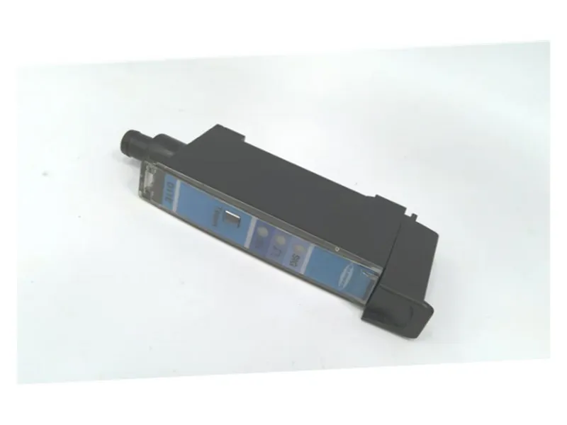 BANNER ENGINEERING D11E2P6FPQ 光電感測器