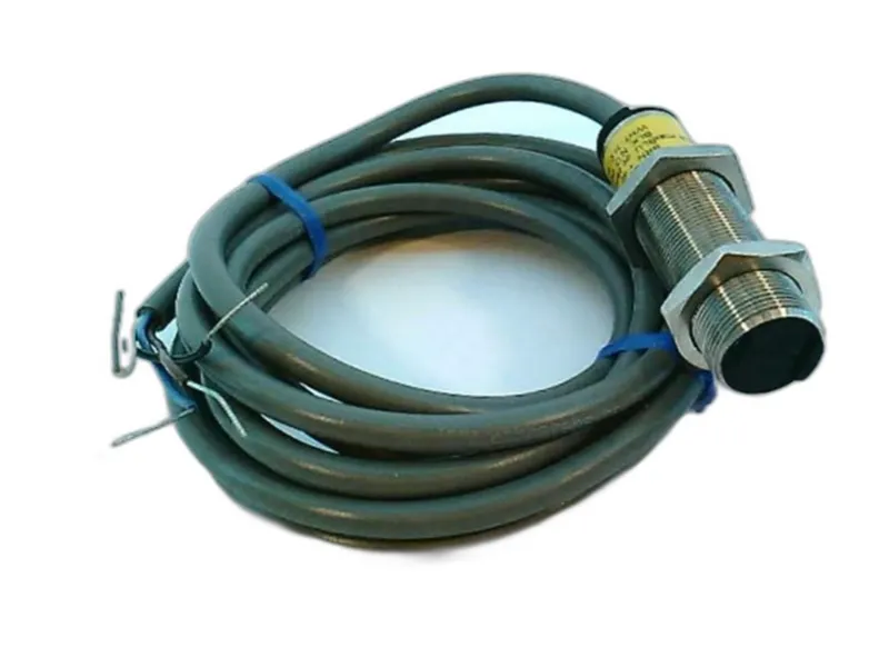 BANNER ENGINEERING生產的M18SP6FF25光電傳感器