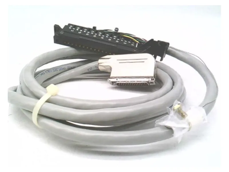 ALLEN BRADLEY 1492-ACABLE025H Cáp mạng máy tính