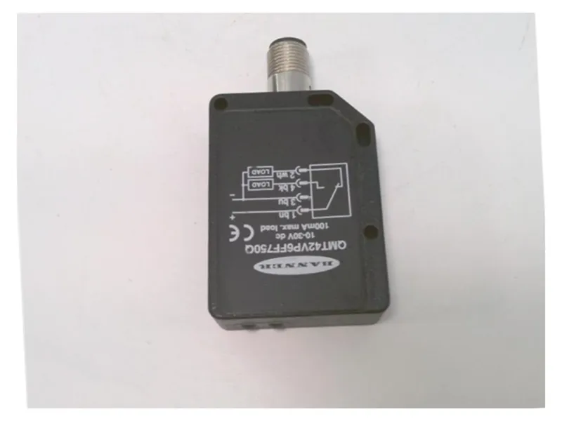 BANNER ENGINEERING QMT42VP6FF750Q 光電感測器