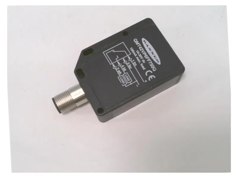 BANNER ENGINEERING QMT42VP6FF750Q 光電感測器