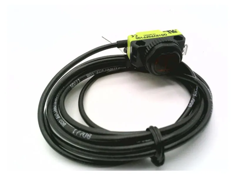 QS18VP6FF100 光電傳感器 by BANNER ENGINEERING