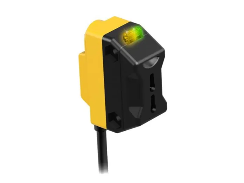 QS18VP6FP Photoelectric Sensor by BANNER ENGINEERING