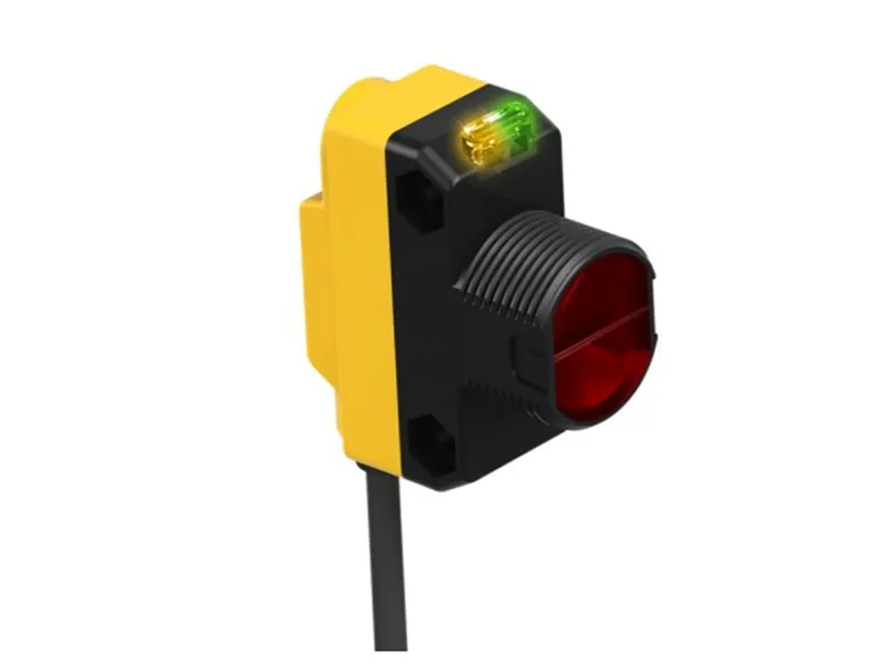 QS18VP6LLPQ Photoelectric Sensor by BANNER ENGINEERING