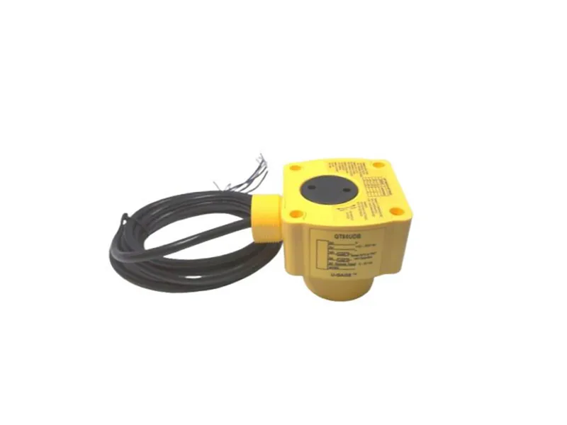 QT50UDB Ultrasonic Sensor by BANNER ENGINEERING