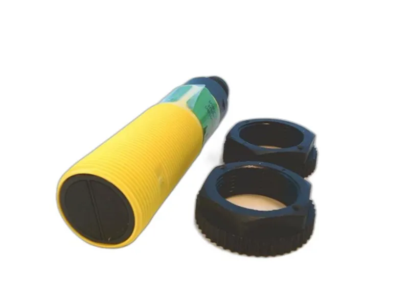 S18SN6DQ Photoelectric Sensor by BANNER ENGINEERING