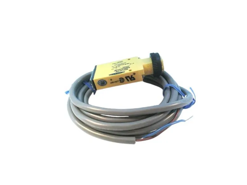 BANNER ENGINEERING 生產的 SM2A312F 光電傳感器