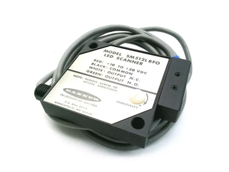BANNER ENGINEERING生產的SM512LBFO光電傳感器